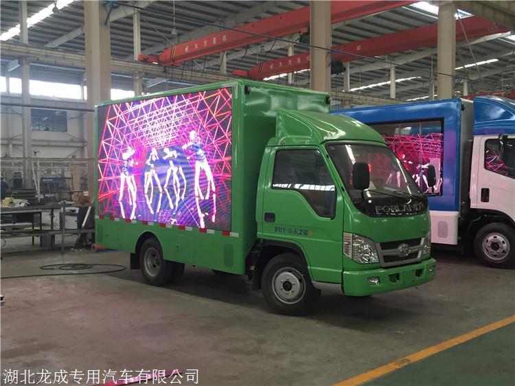 庆铃五十铃国六新款广告车 为品牌打造移动的流量入口